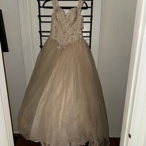 Elegant Cream Wedding/ Prom/ Winter Formal/ Quincera Dress Gown